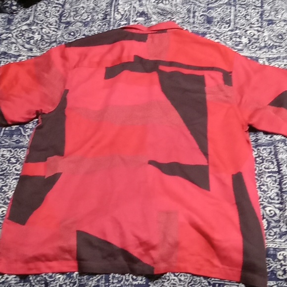 Red & Black pattern Carhartt button up polo shirt - Picture 2 of 4
